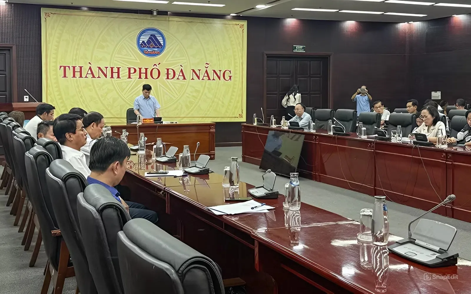 Ông Nguyễn Như Công, Chánh Văn phòng UBND TP Đà Nẵng chủ trì họp báo công bố tình hình phát triển kinh tế - xã hội định kỳ Quý I/2026. (Nguồn: Tạp chí điện tử Viettimes).